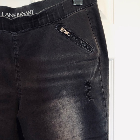 LB Jean Faded Black Stretch Distressed Pull On - Picture 2 of 7